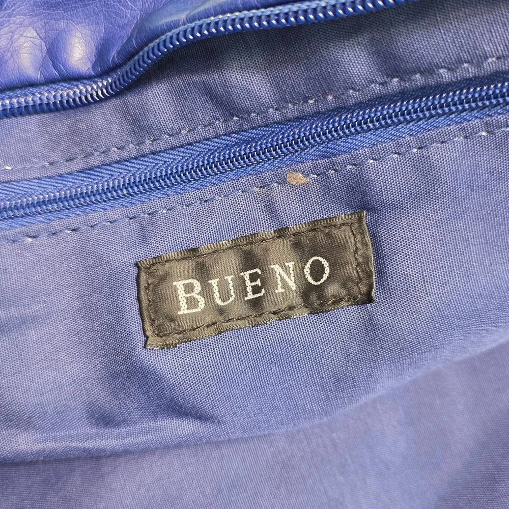 Bueno hobo bag